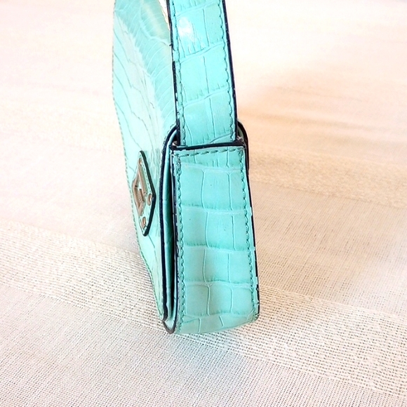VTG Guess Curved Shoulder Patent Leather Bag Color: Mint Green - Picture 4 of 16